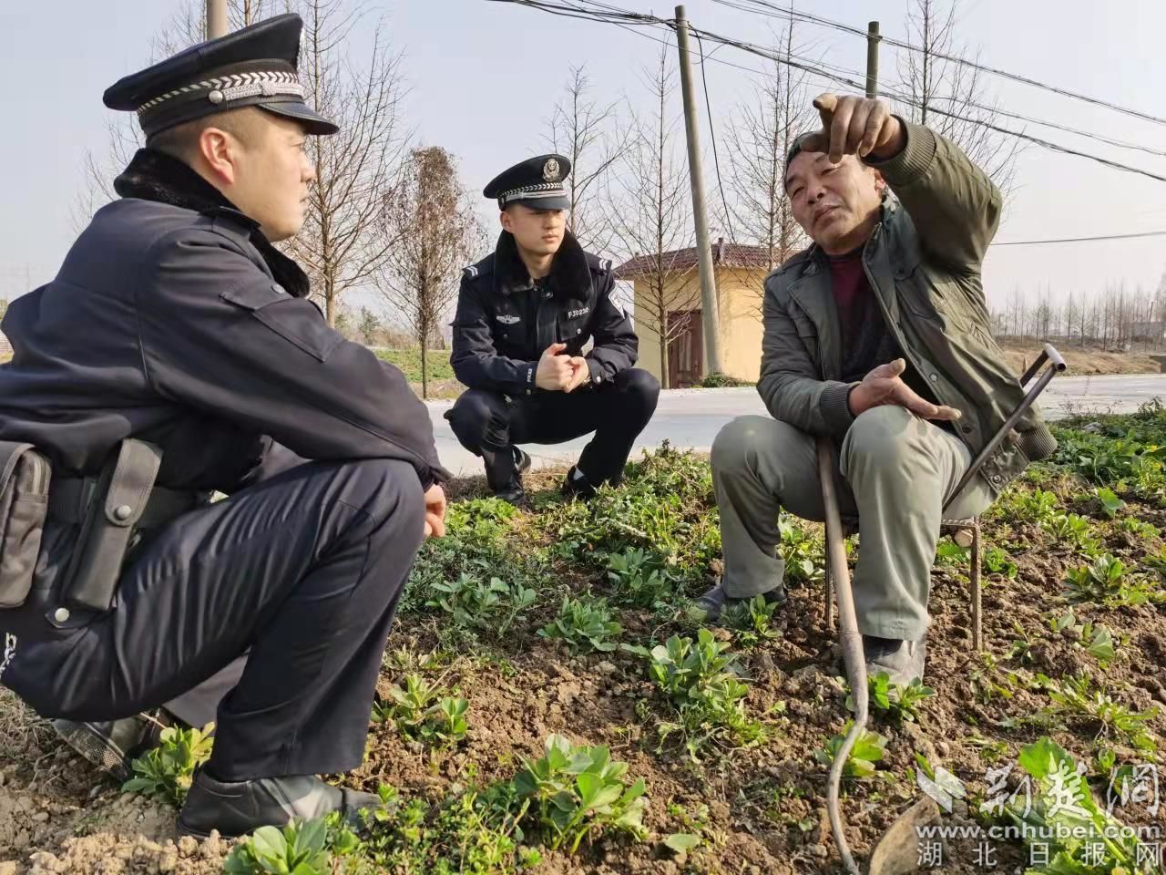 深入了解轄區(qū)治安狀況，查找風(fēng)險(xiǎn)隱患，排查化解矛盾糾紛.jpg.jpg