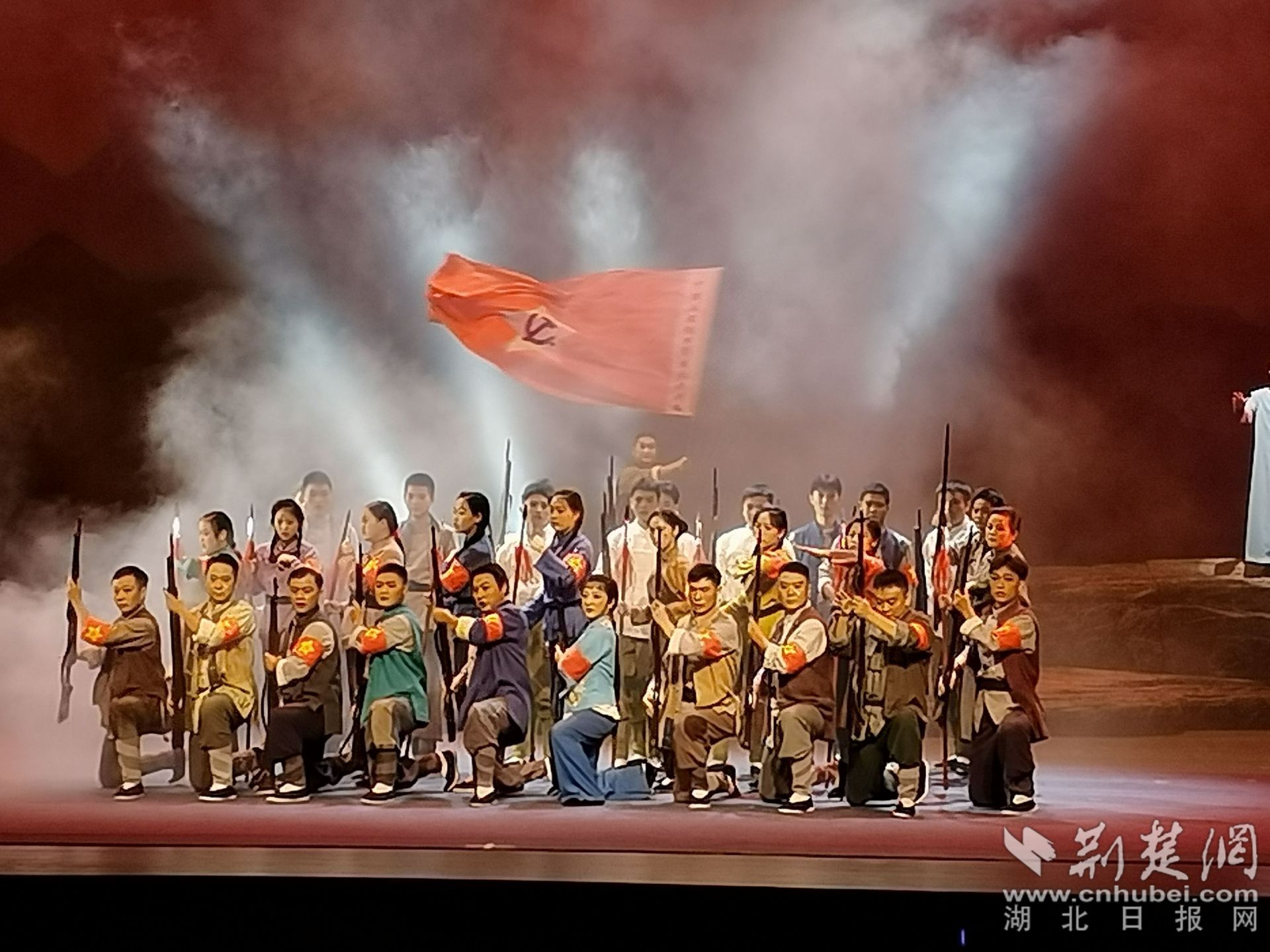 北路子花鼓戲《大悟烽火》展演現(xiàn)場。.jpeg.jpeg