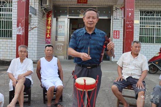 1鼓書(shū)宣講，群眾樂(lè)聞.jpg.jpg