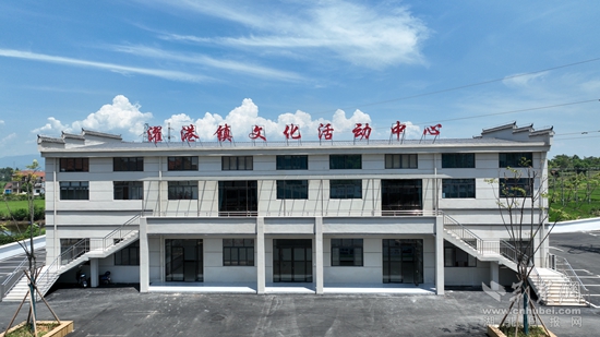 鎮(zhèn)文化活動(dòng)中心.JPG