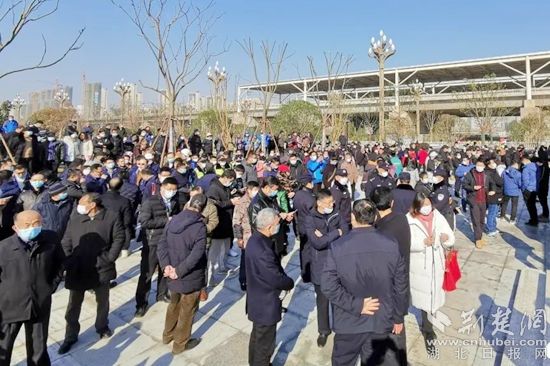 地鐵開通當日。_副本.jpg.jpg